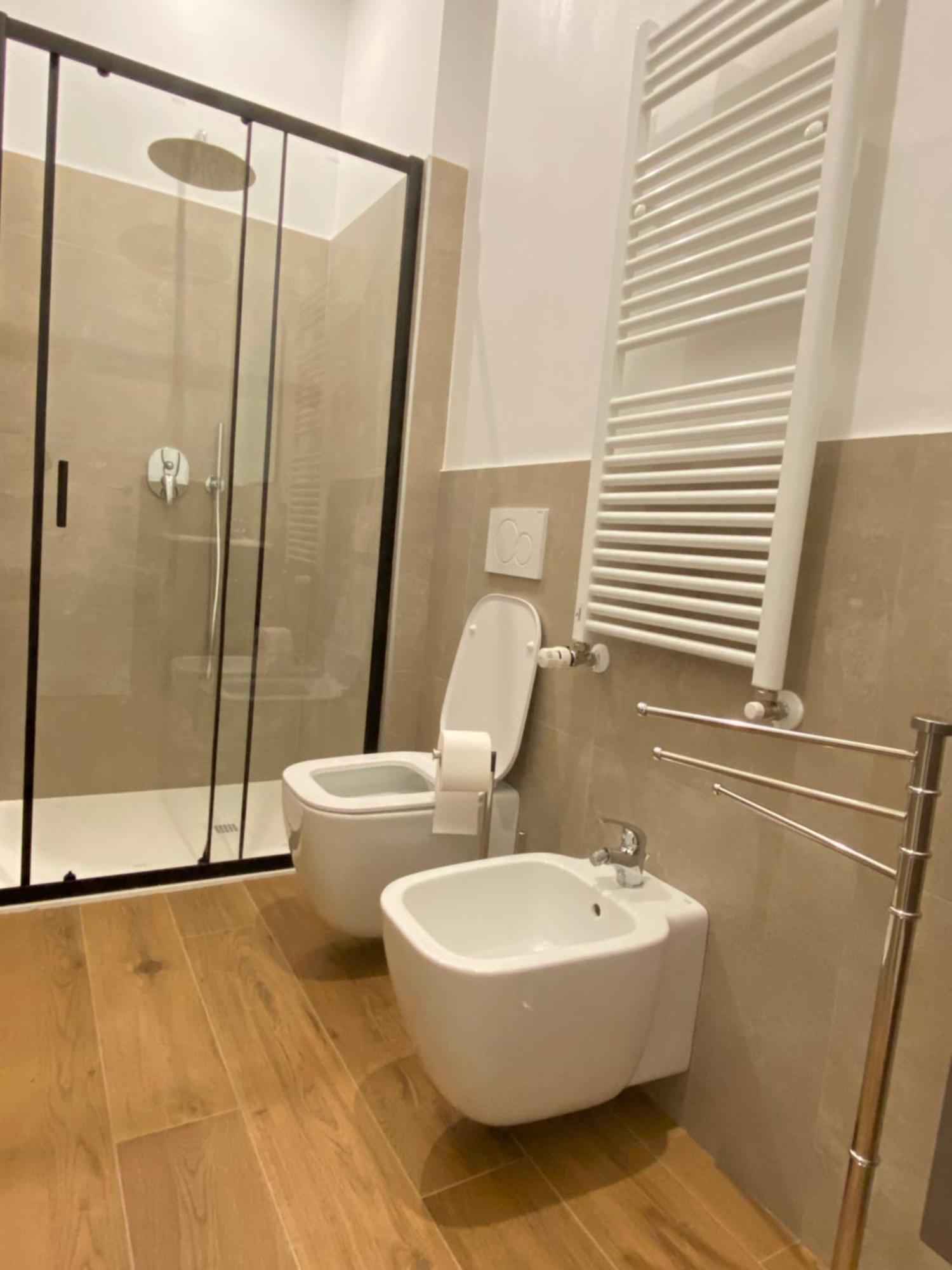 Avantgard Rooms Red Carpet Bologna Luaran gambar